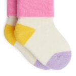 ARKET kleding 0DXJP1784 roze/gebroken wit badstof sokken kinderen