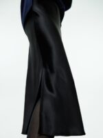ARKET kleding 0DXJP241 zwart schuin uitgesneden satijnen rok vrouwen - Image 3