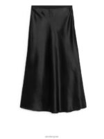 ARKET kleding 0DXJP241 zwart schuin uitgesneden satijnen rok vrouwen - Image 6