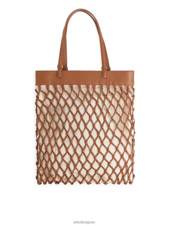 arket_tassen_0dxjp771_bruin_gebroken_wit_gevlochten_leren_tas_unisex.jpeg ARKET Tassen 0DXJP771 bruin/gebroken wit gevlochten leren tas unisex - Image 1