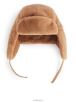 ARKET accessoires 0DXJP1643 kameel met stapel gevoerde dop kinderen