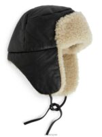 ARKET accessoires 0DXJP893 zwart/gebroken wit leren pelshoed vrouwen - Image 2