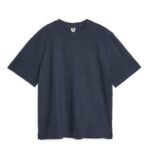 ARKET kleding 0DXJP1012 donkerblauw bouclé jersey t-shirt vrouwen