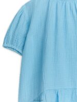 ARKET kleding 0DXJP1379 lichtblauw katoenen mousseline jurk kinderen - Image 3