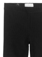 ARKET kleding 0DXJP1567 zwart geribbelde fietsbroek kinderen - Image 3