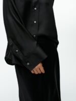 ARKET kleding 0DXJP55 zwart zijden twill overhemd vrouwen - Image 4