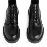 ARKET schoenen 0DXJP1277 zwart leren veterlaarzen Heren