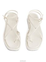 ARKET schoenen 0DXJP632 wit Sandalen met leren bandjes vrouwen