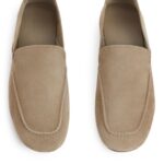 ARKET schoenen 0DXJP688 beige suède loafers vrouwen