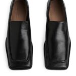 ARKET schoenen 0DXJP689 zwart Leren loafers met vierkante neus vrouwen