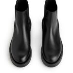 ARKET schoenen 0DXJP739 zwart leren chelsealaarzen vrouwen